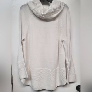 CALVIN KLEIN SWEATER